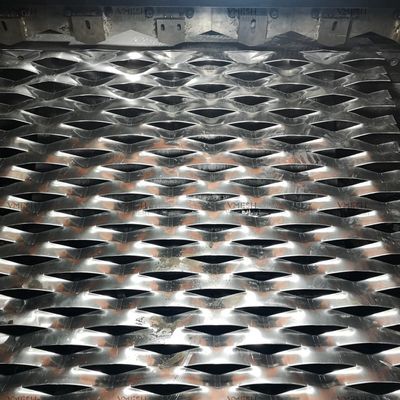 De bouwbescherming van de het Netwerkcorrosie van het Decoratiepvdf Aluminium Uitgebreide Metaal