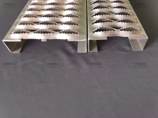 Gegalvaniseerde anti-glijdende aluminium ladderbalken 2,5 mm dik