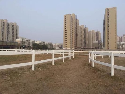 Stabiel Wit Zwart Kleur PVC Spoor Sluit Ranch Paddock Paard Sluit