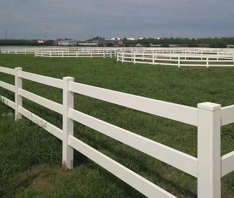 Witte kleur 3 rails 4 rails Plastic paard hek Vinyl Farm hek Voor veilig