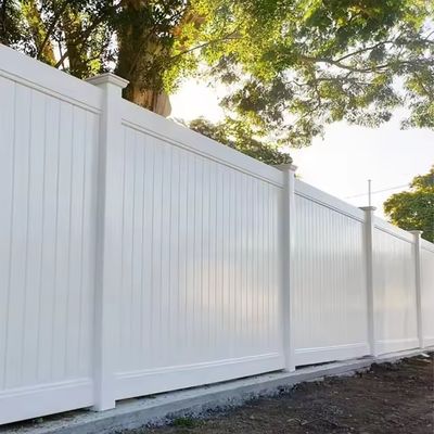 Vuurdicht buitenshuis wit plastic vinyl pvc privacy hek voor decoratieve achtertuin