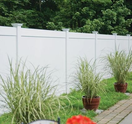 Makkelijke installatie PVC volledig privacy Vinyl Yard Fence Panel