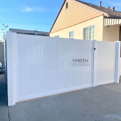 Witte kleur anti-aging vinyl tuin hek met massief paneel