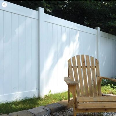 Hoogwaardig 6*8ft Grootte Pvc-privacy hek met laag onderhoud
