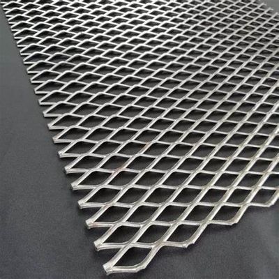 Warm gedompeld gegalvaniseerd zeshoekig gat uitgebreid metalen gaas voor catwalk gaas
