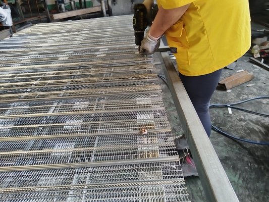 Gegalvaniseerd uitgebreid metalen gaas cement gietvorming voor zwembadbouw