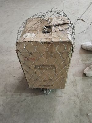 Anti-diefstal Aanpasbare Maat Diamantvorm Roestvrijstalen Draadkabelgaas voor Beveiligingshekwerk