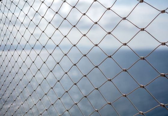 Zacht RVS Touwgaas met 60° Maasopening en Gegalvaniseerde Afwerking Gepolijst voor Gebouwbeveiliging