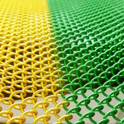 Interieurontwerp Architectonisch decoratief kettingschakelgordijngaas gebruikt voor kantoor / hotel