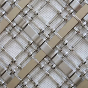 Goud geschilderde architecturale metalen gaas decoratieve geweven draadpatroon strip mesh panelen