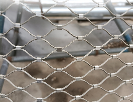 De Kabelnetto van de roestvrij staaldraad 7*19 met met een laag bedekt Pvc beëindigt Netwerk voor het Decoratieve Schermen