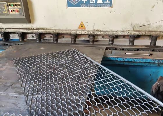 4.5mm Gegalvaniseerde Stalen Strekmetaalplaat voor Platforms