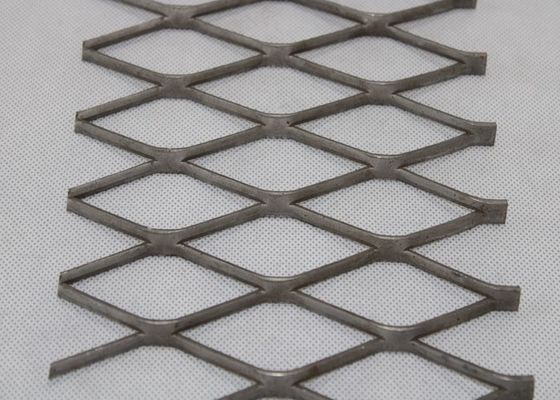 Gegalvaniseerd Uitgezet Diamantmetaalplaat 2.0mm-6.0mm Dikte