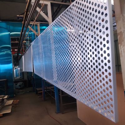 Custom aluminium geperforeerde metalen panelen voor buitenmuurdecoratie
