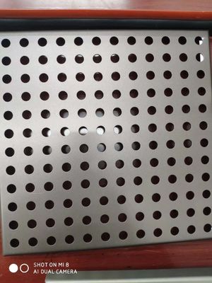 SS304 Aluminium geperforeerd metaalplaat 4x8 Ronde gat decoratief