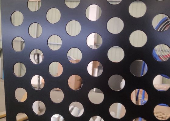 Custom aluminium geperforeerde metalen panelen voor buitenmuurdecoratie