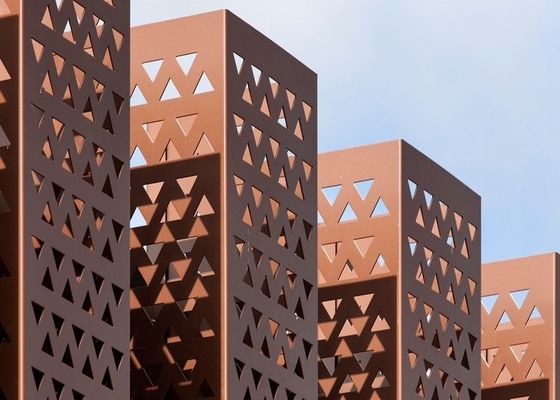 Op maat gemaakte geperforeerde metalen meshpanelen voor filtratie en decoratie