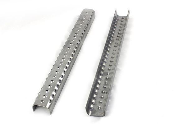 Gegalvaniseerde stalen schuifbestendige ladder met trechter, 13-14 gauge