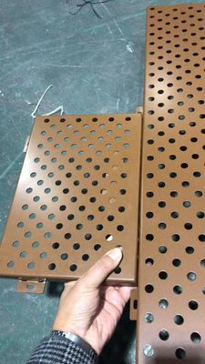 Aluminium geperforeerd plaat metaal voor decoratief plafond Zwart Groen Gouden