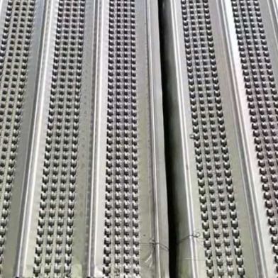 Gegalvaniseerde High Rib Lath Bekisting voor Betonnen Dek 0,45m x 2m