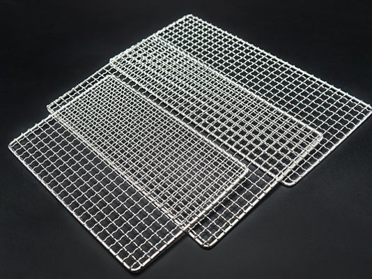 Van de het Roestvrije staal Dwarsbarbecue van het koolstofbaksel de Grilldraad Mesh For Outdoor Picnic