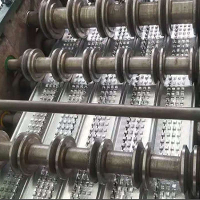 Gegalvaniseerd hoog geribd gaasvorming voor de bouw 0,45 m x 2 m