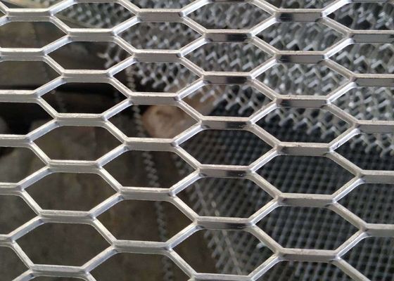Hexagonaal Gat Geanodiseerd Honingraat Uitgebreid Metaal Mesh For Car Grille ISO9002