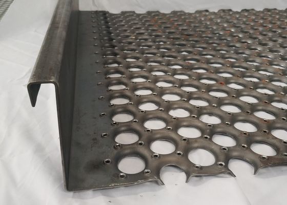 10 Diamond Grip Strut Safety Gratings 24“ Breedte 10 Maat 16 Maat