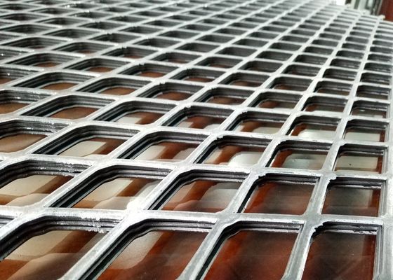 Koolstofstaal 1/2“ 18 Diamond Flattened Expanded Metal Mesh 3ft*8ft 4ft*10ft