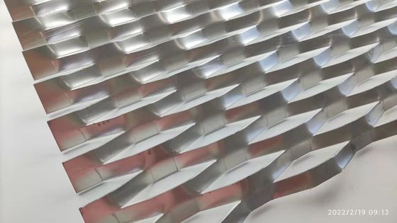 Openlucht van de de Muurbekleding van Diamond Hole Expanded Metal Mesh Decoratieve het Aluminiumdraad