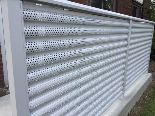 Decortaion 1.5mm 2mm Roestvrij staal Geperforeerd Metaal Mesh For Room Dividers