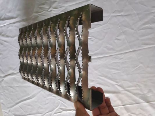 De industriële Mezzanines Trede van Diamond Safety Grating Aluminum Metal betreedt Antisteunbalk
