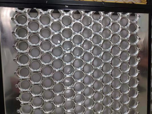 Roestvrijstalen veiligheidsrooster op maat gemaakt voor metalen sleufafdekkingen